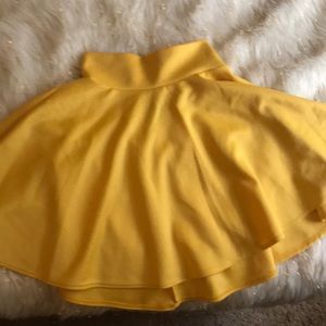 Yellow skirt